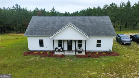 210 Saint Galilee Rd, Swainsboro, GA 30401