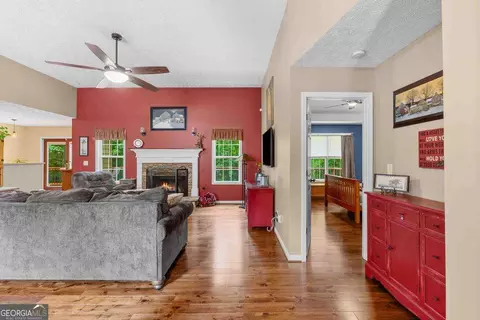 Entry Way - 340 Flowers Dr, Covington, GA 30016 photo 2 of 8