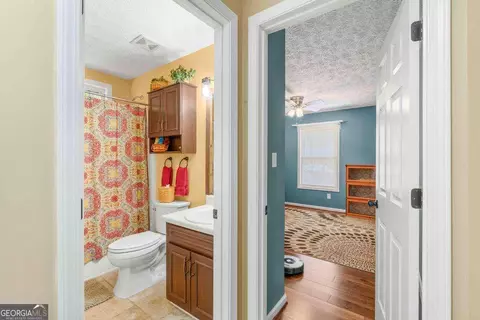 Entry Way - 340 Flowers Dr, Covington, GA 30016 photo 5 of 8