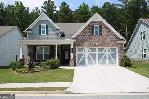 560 Plainfield St, Fayetteville, GA 30215