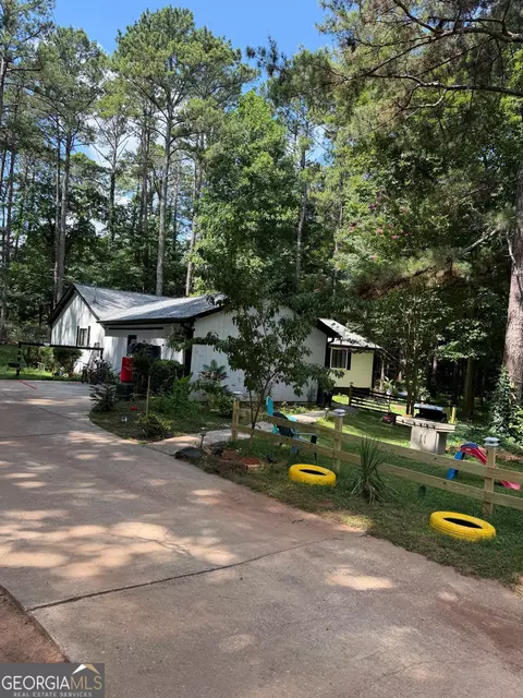 135 Windy Hill Rd, Fayetteville, GA 30214