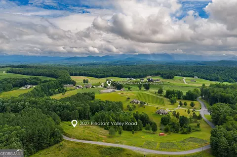 2027 Pleasant Valley Rd, Talking Rock, GA 30175