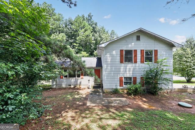 575 Oak Springs Dr NW, Lawrenceville, GA 30043