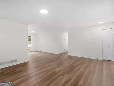 976 Hampton Locust Grove Rd, Hampton, GA 30228 photo 7