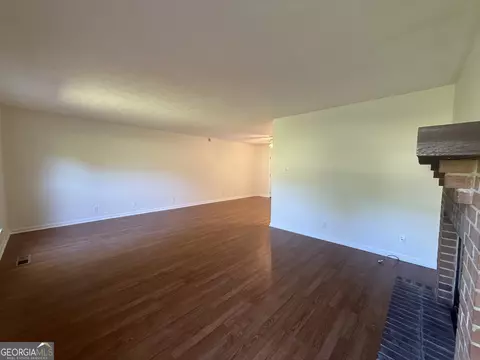 508 Merrill Ln, Lagrange, GA 30241 photo 9