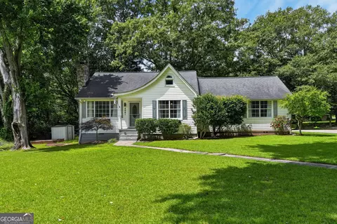 8641 Bowden St, Douglasville, GA 30134
