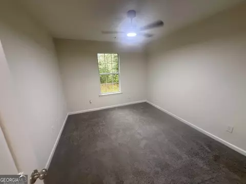 100 Chestnut Dr, Covington, GA 30016 photo 5