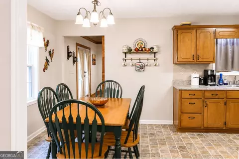 523 S River Dr, Jackson, GA 30233 photo 10