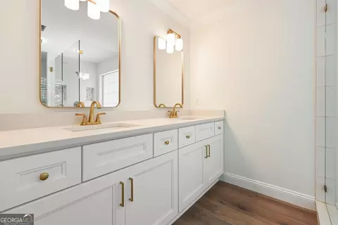 Bath - 305 Michael Cir, Canton, GA 30114 photo 2 of 8