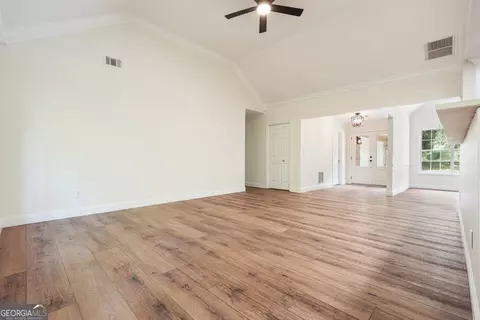 Living - 305 Michael Cir, Canton, GA 30114 photo 3 of 3