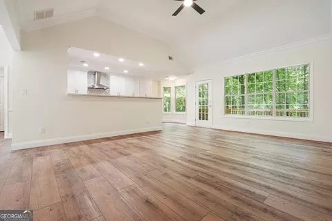 Living - 305 Michael Cir, Canton, GA 30114 photo 1 of 3