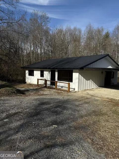 157 Old Loving Rd, Mineral Bluff, GA 30559