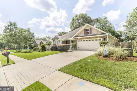 103 Weatherwood Rd, Kathleen, GA 31047