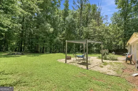 Exterior - 85 Goldfinch Dr, Covington, GA 30016 photo 5 of 6
