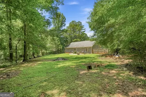 Exterior - 85 Goldfinch Dr, Covington, GA 30016 photo 4 of 6