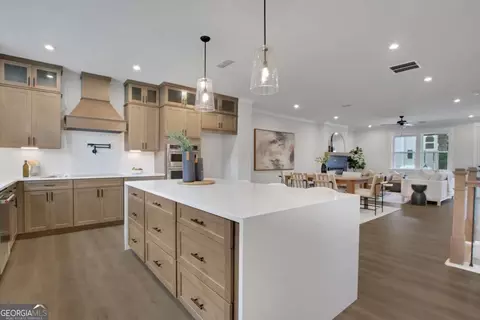 116 Bridgecrest Rd, Roswell, GA 30075