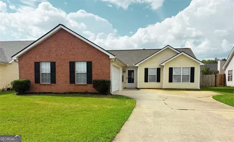 2312 Sugarleaf Trl, Hampton, GA 30228 photo 1