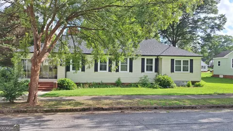 3349 Bloomfield Ave, Clarkdale, GA 30111