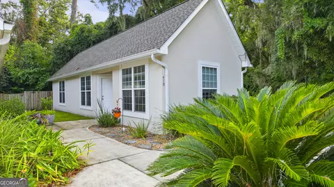 419 Palmetto St, Saint Simons Island, GA 31522