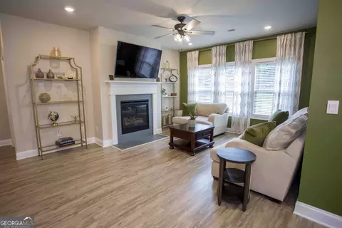 Living - 622 Shadow Moss Ave, Canton, GA 30115 photo 2 of 3