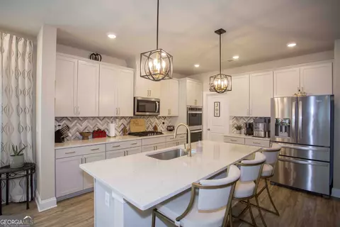 Kitchen - 622 Shadow Moss Ave, Canton, GA 30115 photo 1 of 3