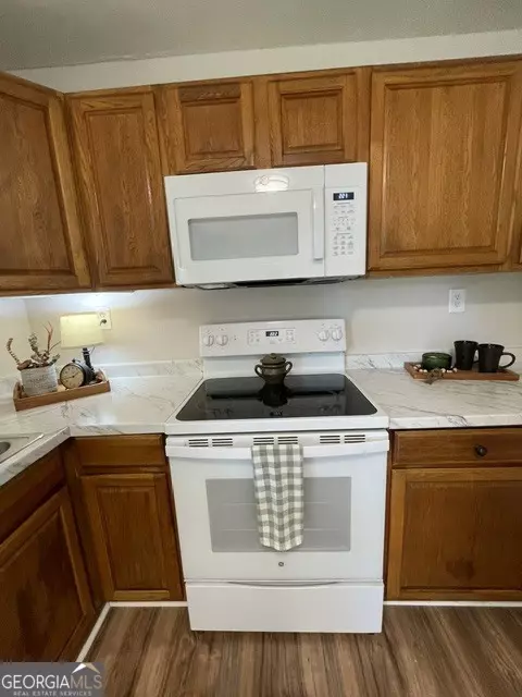 852 Pine Shadow Ln, Winder, GA 30680 photo 9