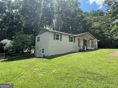 852 Pine Shadow Ln, Winder, GA 30680 photo 2