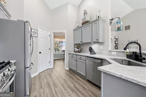 Kitchen - 319 Spring Hill Dr, Canton, GA 30115 photo 2 of 2