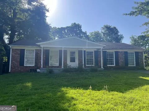 484 King Arthur Ct, Jonesboro, GA 30236
