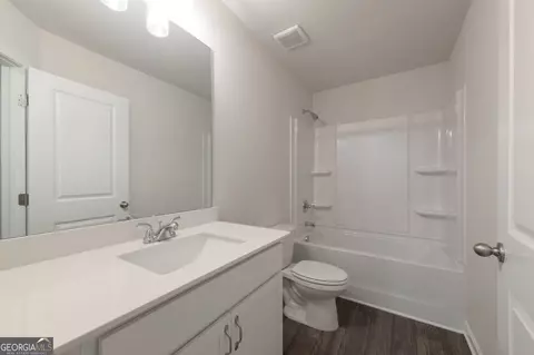 Entry Way - 104 Windmill Ct, Calhoun, GA 30701 photo 3 of 3