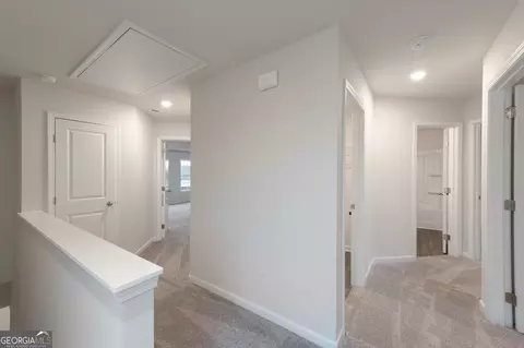 Entry Way - 104 Windmill Ct, Calhoun, GA 30701 photo 2 of 3
