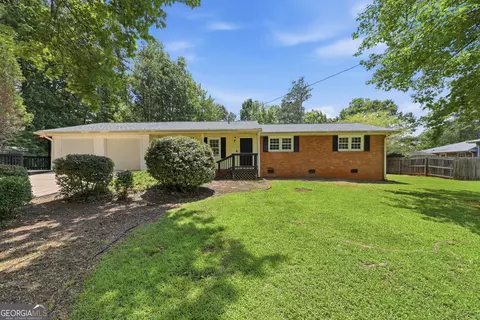6556 Glenwood Dr, Douglasville, GA 30135