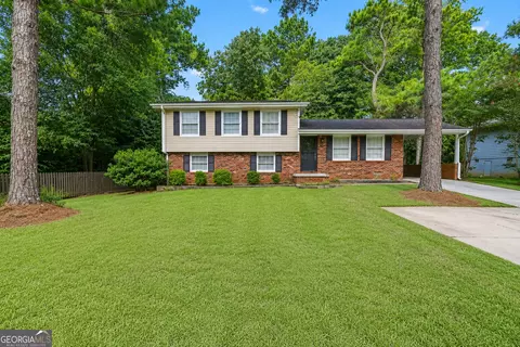 5809 Northspring Dr, Ellenwood, GA 30294