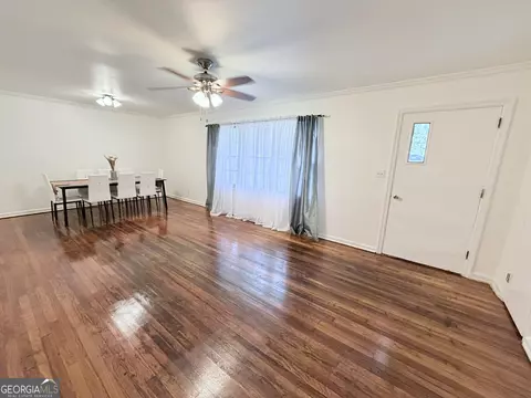 Living - 105 Dogwood Dr, Lagrange, GA 30241 photo 3 of 5