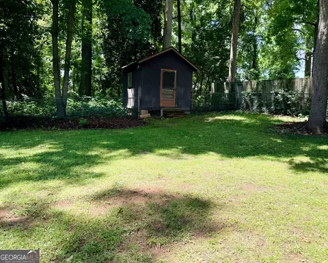 Exterior - 105 Dogwood Dr, Lagrange, GA 30241 photo 2 of 4