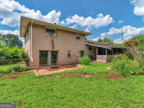 Exterior - 2026 Pinecrest Dr, Morrow, GA 30260 photo 6 of 9