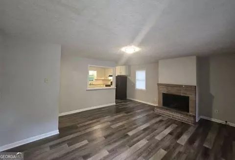 Living - 271 E Wright St, Winder, GA 30680 photo 1 of 3