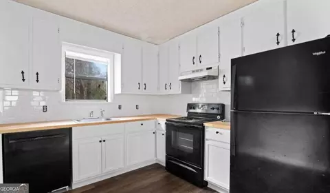 Other - 271 E Wright St, Winder, GA 30680 photo 3 of 8