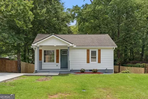 1703 Pine St SE, Marietta, GA 30060