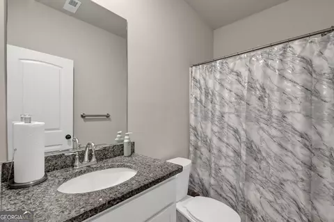 Bath - Undisclosed, Hampton, GA 30228 photo 1 of 3