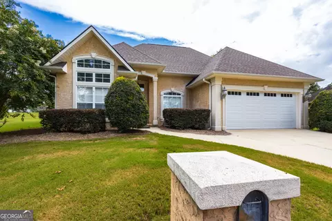 48 Idlewood Cir, Hawkinsville, GA 31036