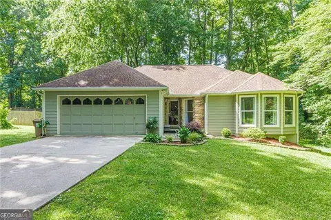 1950 Buice Ct, Cumming, GA 30028