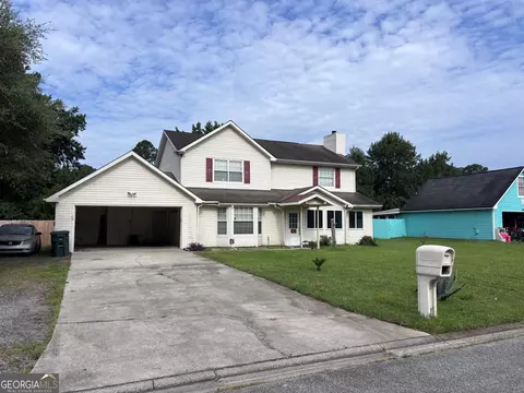105 Huntington Dr, Kingsland, GA 31548