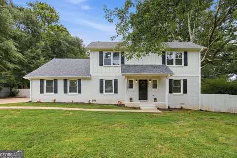 5139 Merry Ln, Gainesville, GA 30504