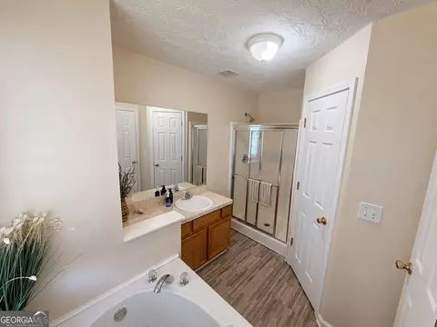 Bath - 127 Mabry Rd, Jackson, GA 30233 photo 1 of 2