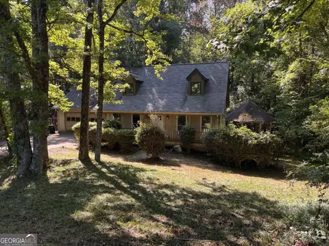 346 Russell Rd, Lawrenceville, GA 30043
