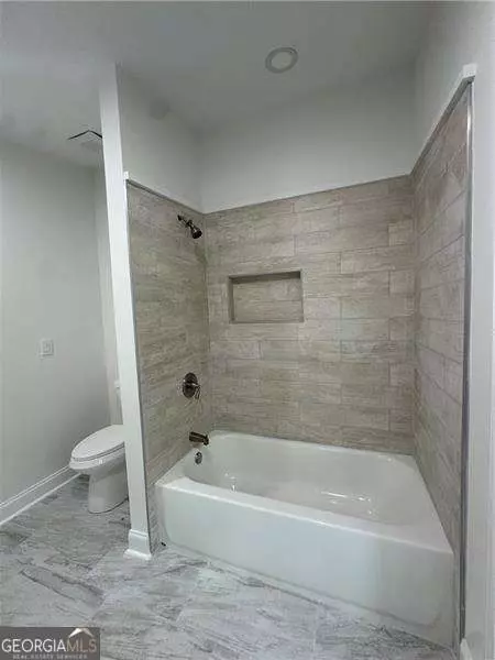 Bath - 3453 Pittard Rd, Duluth, GA 30096 photo 1 of 4