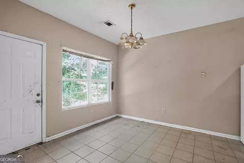2757 Peggy Sue Ln, Morrow, GA 30260 photo 6