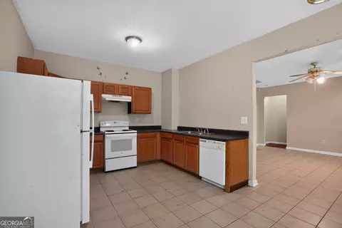 2757 Peggy Sue Ln, Morrow, GA 30260 photo 5