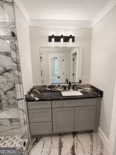 Bath - 131 Circle Dr, Dacula, GA 30019 photo 4 of 7